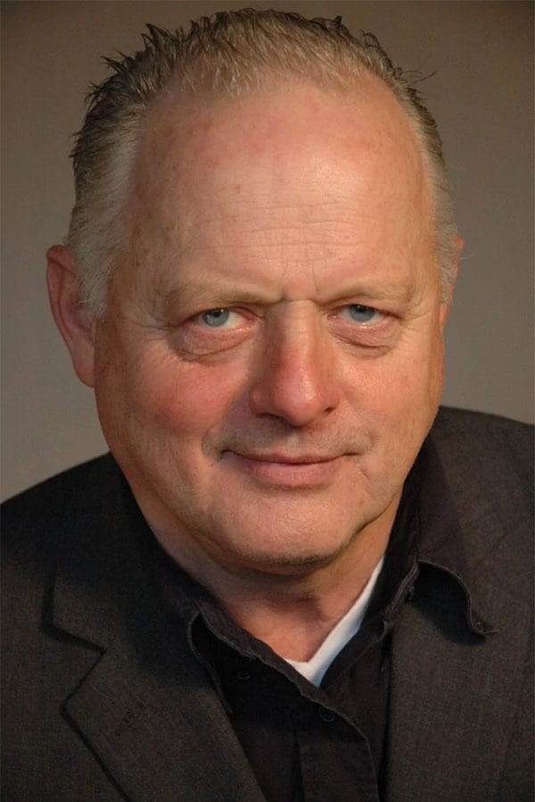 Robert Pugh.jpg