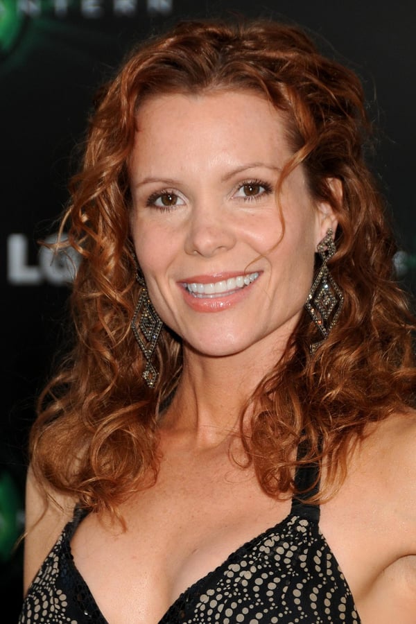 Robyn Lively.jpg