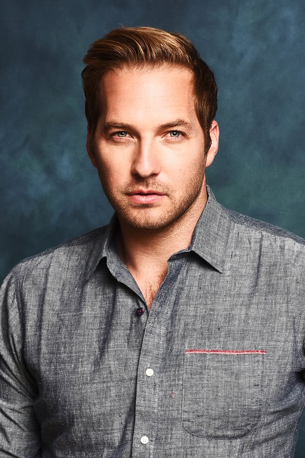 Ryan Hansen.jpg