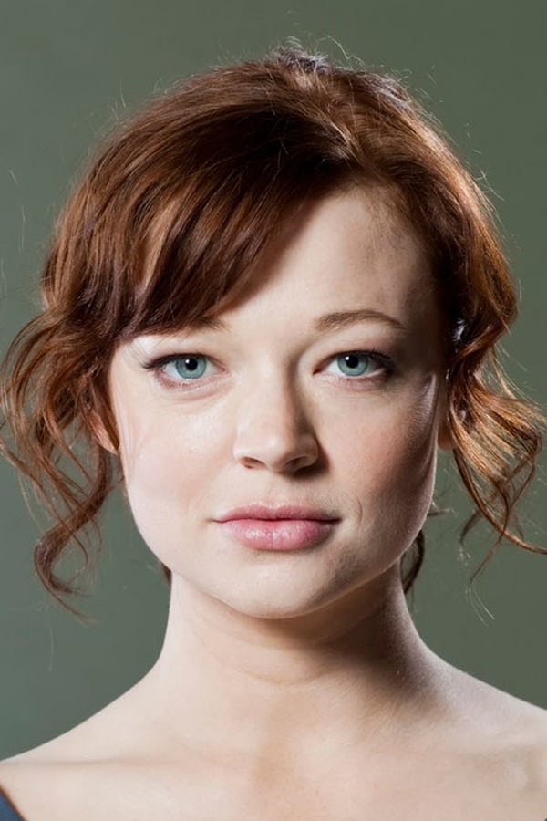 Sarah Snook.jpg