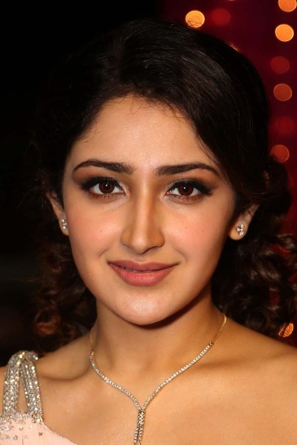 Sayesha Saigal.jpg