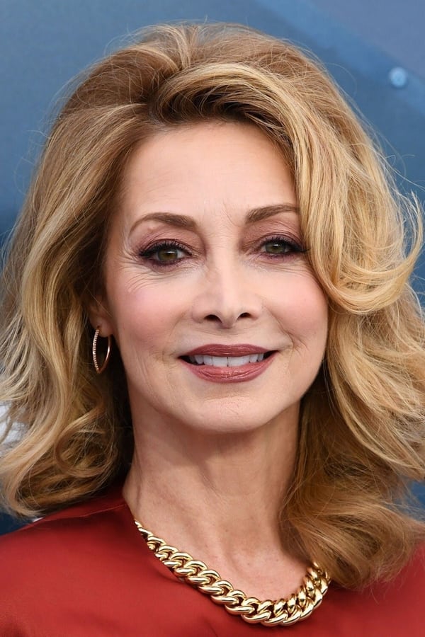 Sharon Lawrence.jpg