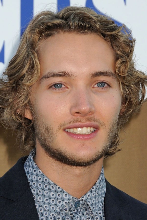 Toby Regbo.jpg