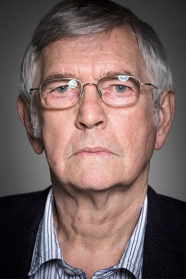 Tom Courtenay.jpg