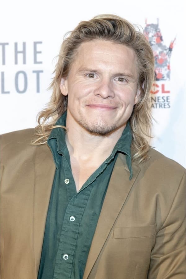 Tony Cavalero.jpg