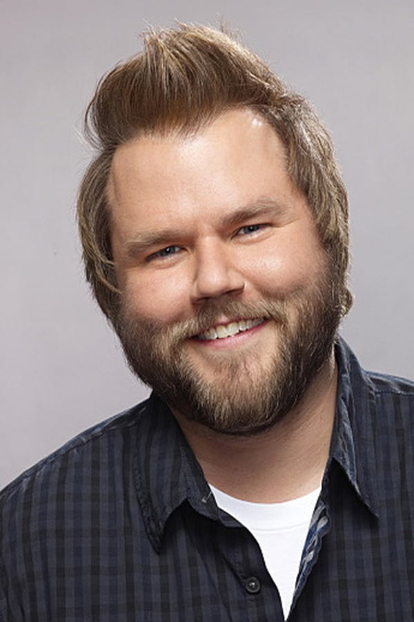 Tyler Labine.jpg