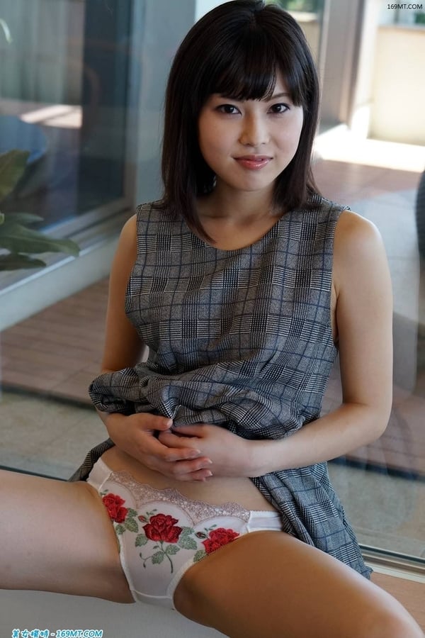 Yurina Ayashiro.jpg