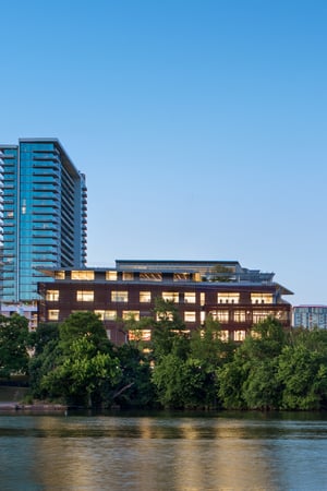 A Building Shaped by Light Austin Central Library - 2019高清海报.jpg