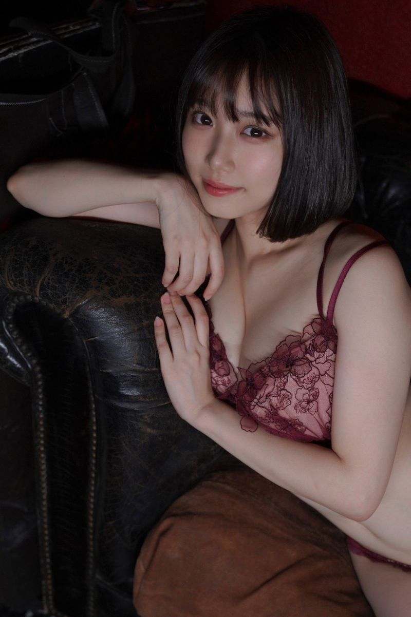 安达夕莉(安達夕莉,Adachi yuri)写真图片1730.jpg