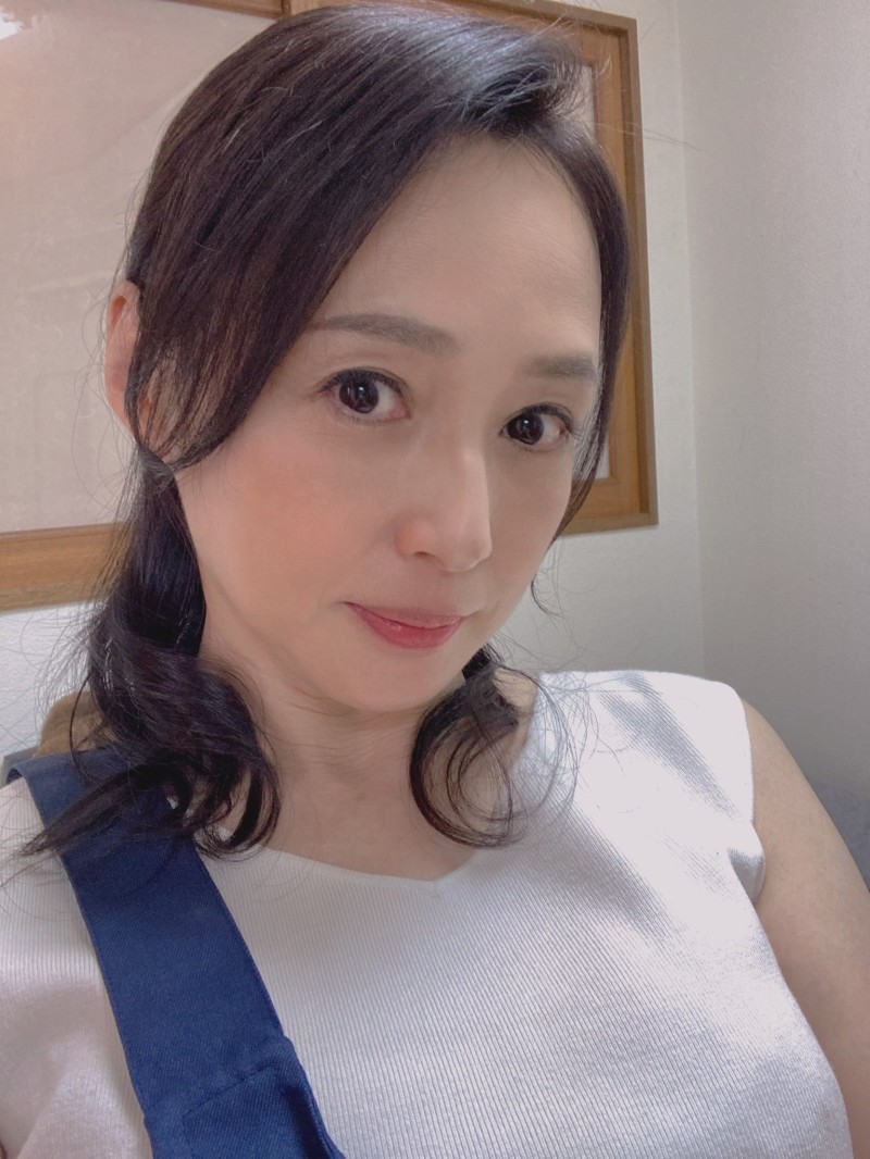 安野由美(Anno Yumi)写真图片998.jpg