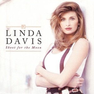 Linda Davis2011《Shoot for the Moon (追逐月亮)》专辑封面图片.jpg