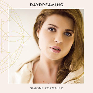 Simone Kopmajer2017《Daydreaming》专辑封面图片.jpg